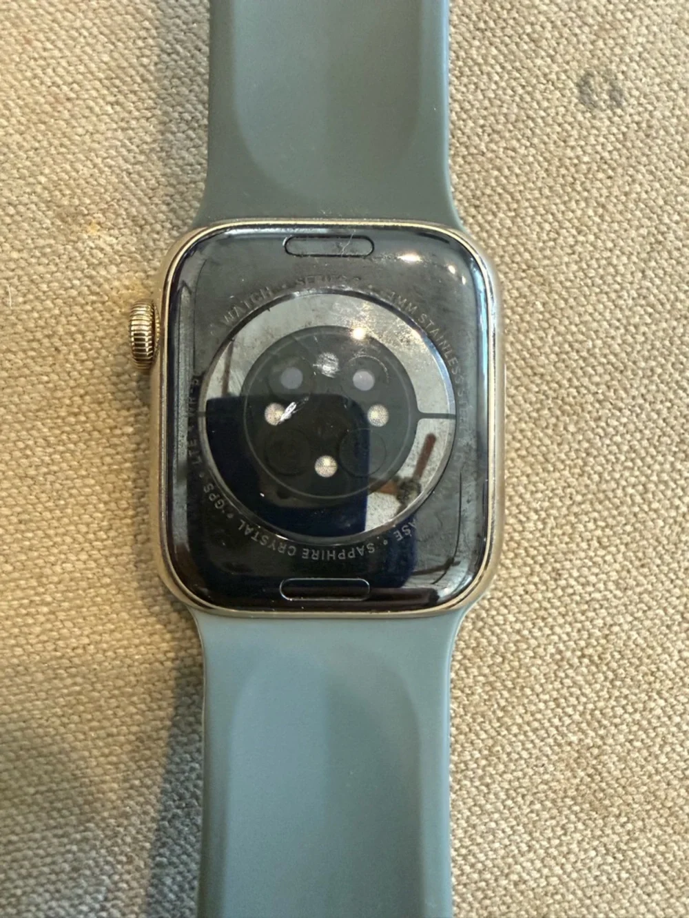 Apple Watch Series 8 Gold Stainless Steel with Olive Green Sport Band